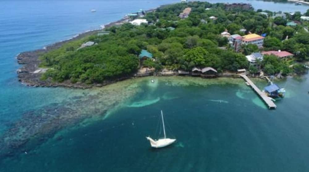 Half Moon Resort (Adults Only) West End Exterior foto